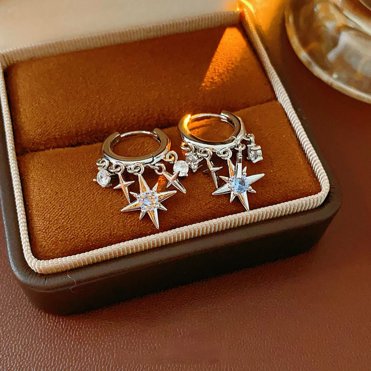 All-Over Environmentally Friendly Copper Earrings, Smooth Zirconium Earrings, Eight-Pointed Star Pendant Earrings, Versatile Star Earrings