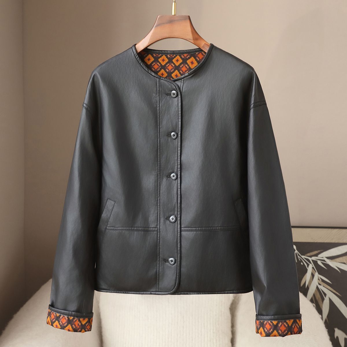 Small Quantity Fashion Clothing 2026 Spring New Style Versatile Elegant Round-Neck Pu Leather Jacket Double-Sided Single-Breasted Coat for Women