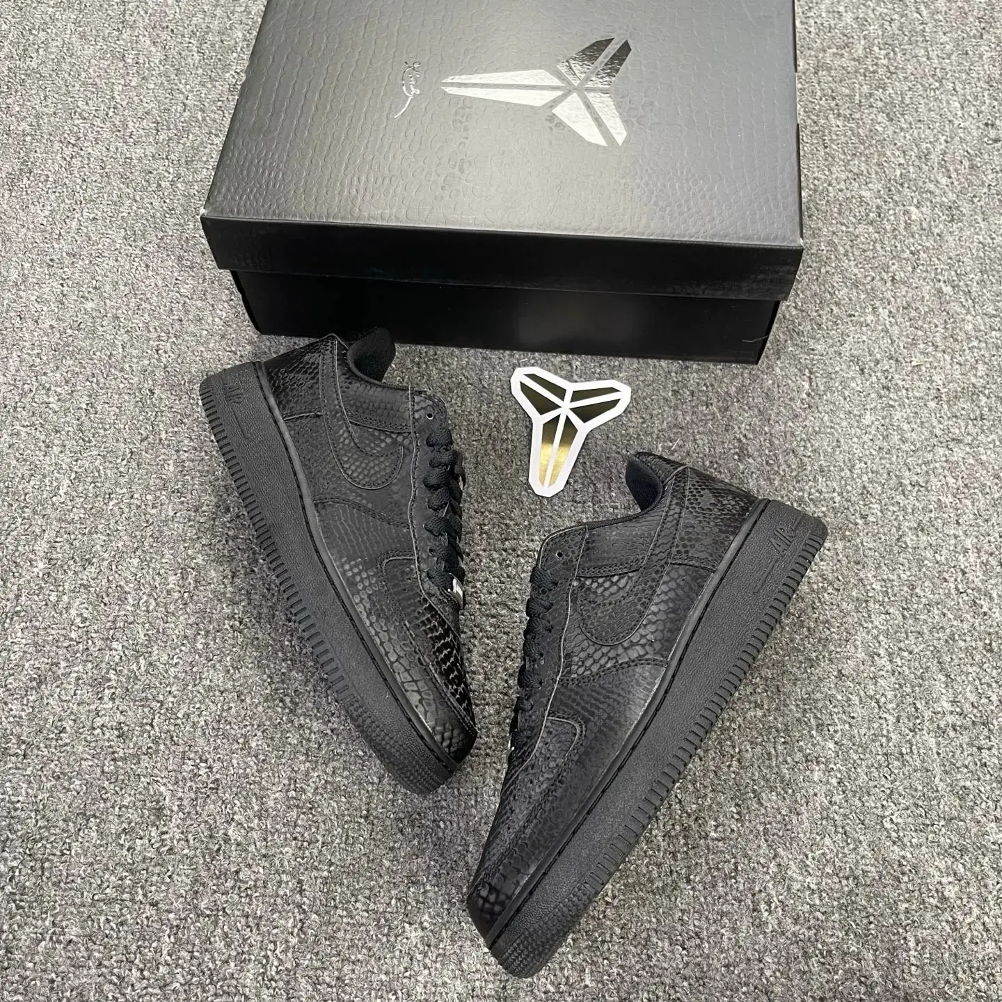 PK版本 Air Force 1 Low Kobe Forever空军三色联名