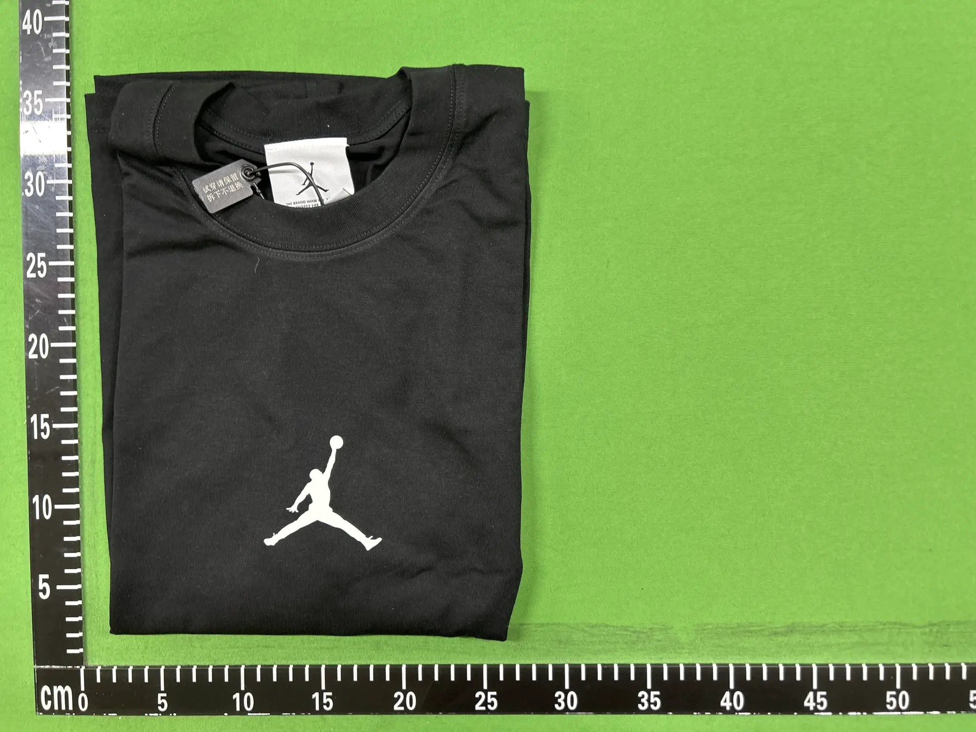 🉐️ Jordan Paris series counter models retro couple printed short sleeve T shoulder sleeve 011