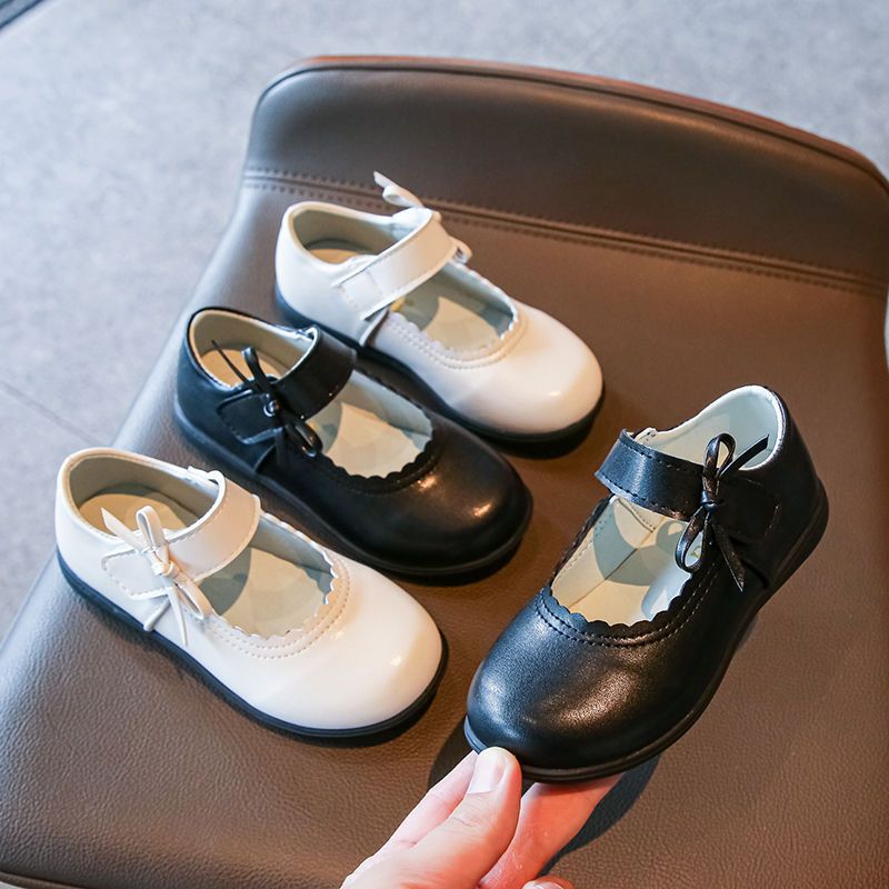 Northern Territory Wolf Girls' Leather Shoes 2026 Spring and Autumn New Princess Shoes Soft Sole Black British Style for Older Children Performance