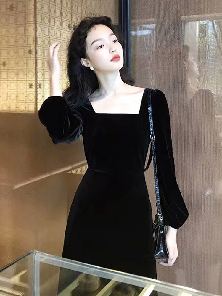 Golden Velvet dress Children's Early Spring French Retro Base Skirt Square Collar Waist Slimming Hepburn Style Small Black Skirt