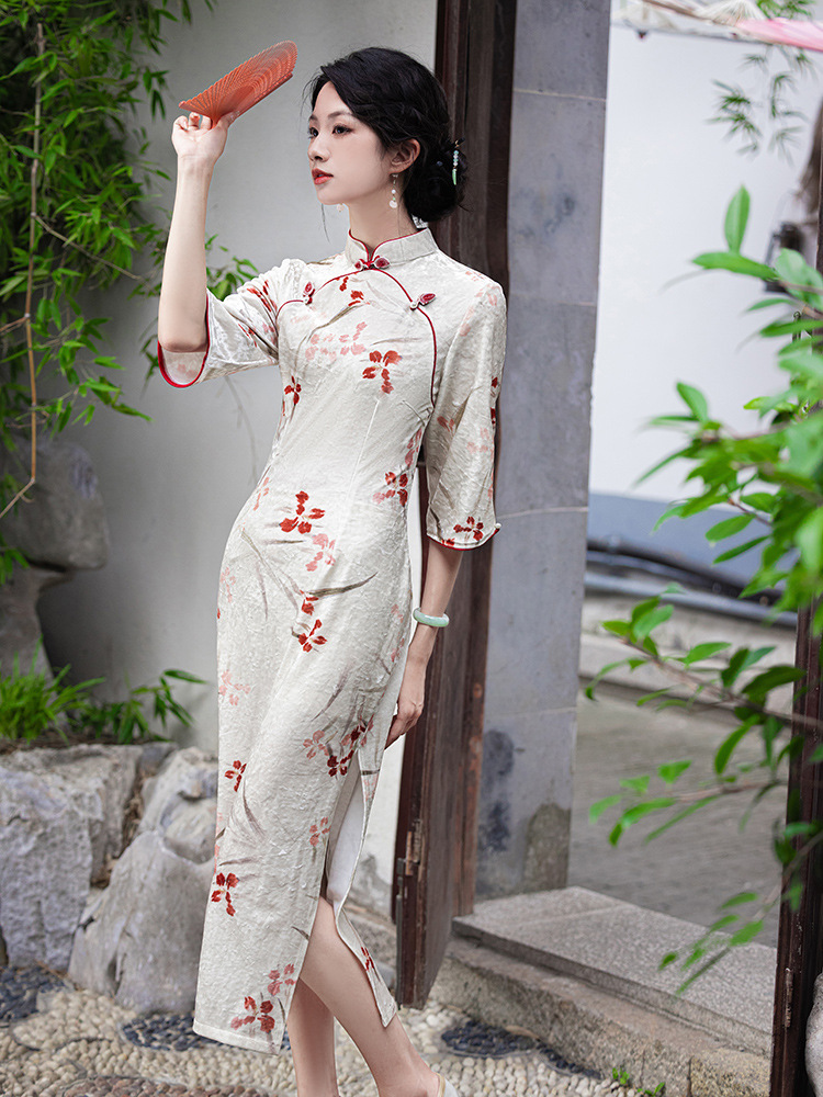 Long Sleeve Improved Plain Elegant Cheongsam 2024 Autumn Vintage Republic of China Style Elegant Velvet Printing Elegant dress
