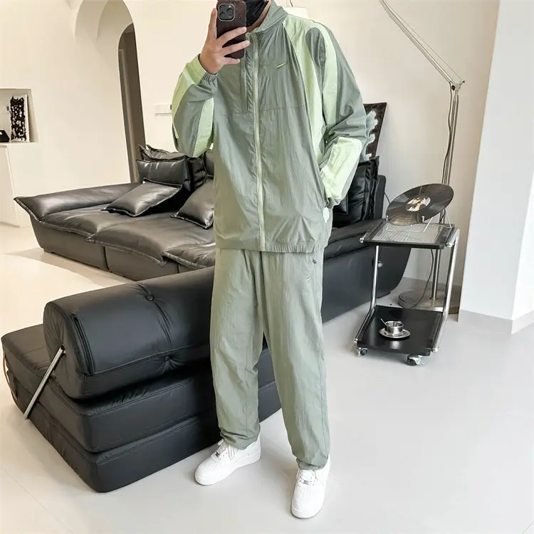 Spring and Autumn New Sports Suit Men's and Women's Casual Outdoor Running Jacket Student Campus Embroidered Woven Windbreaker Jacket