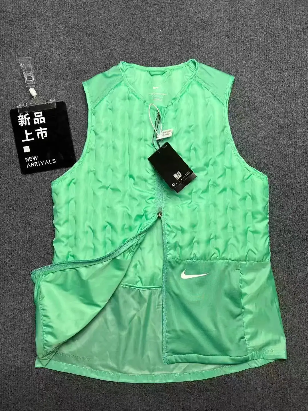 KN 训练健身马甲 WhatsApp: +853 6686 4886