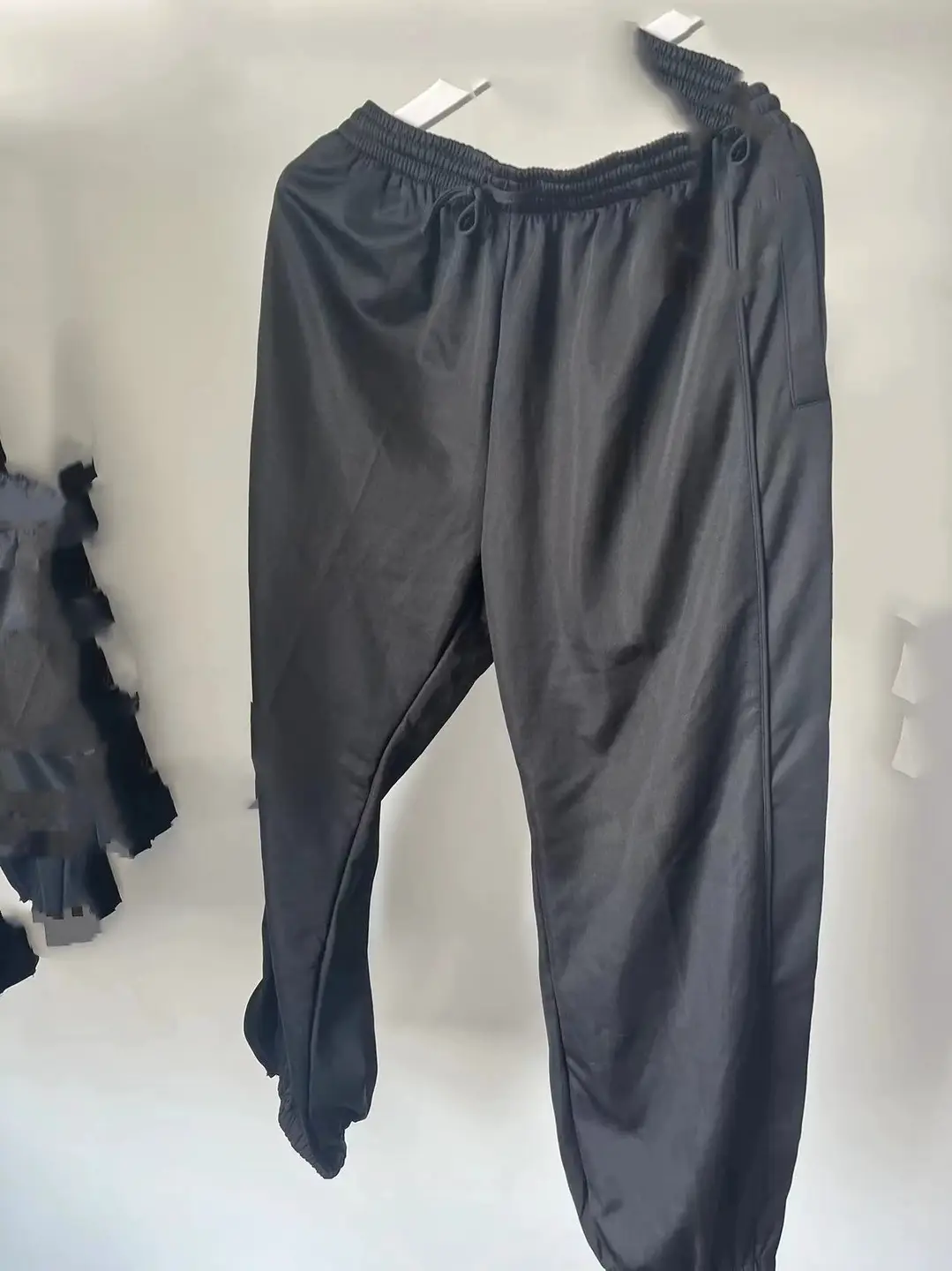 p45 black pants