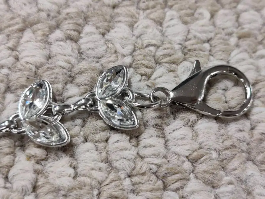 Jcaesar Black Cirrus Vine Gemstone Pants Chain