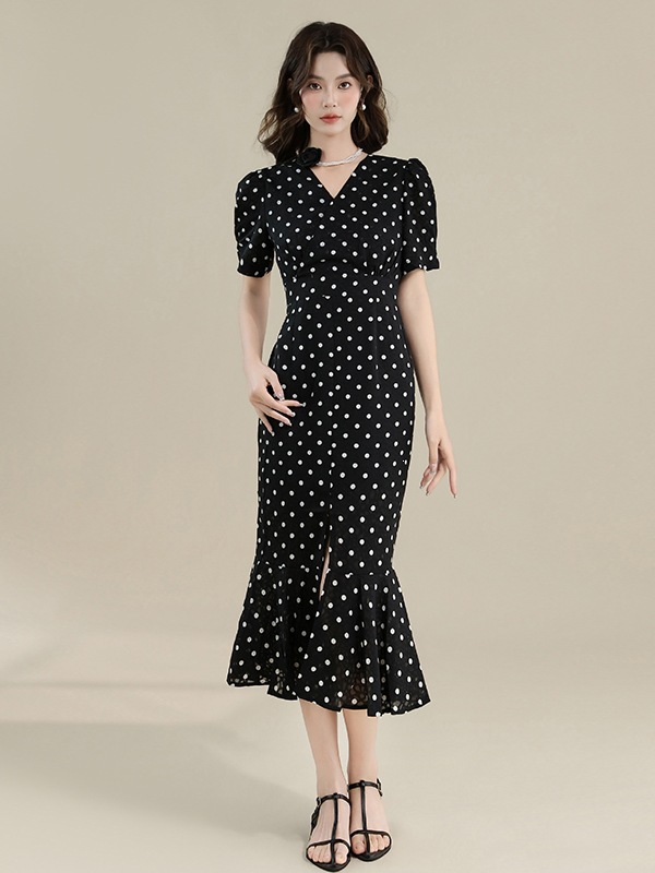Real Shot of a French-Style Hepburn-Inspired Elegant Black Polka Dot Long Fishtail Dress with a Slit and Bodycon Fit
