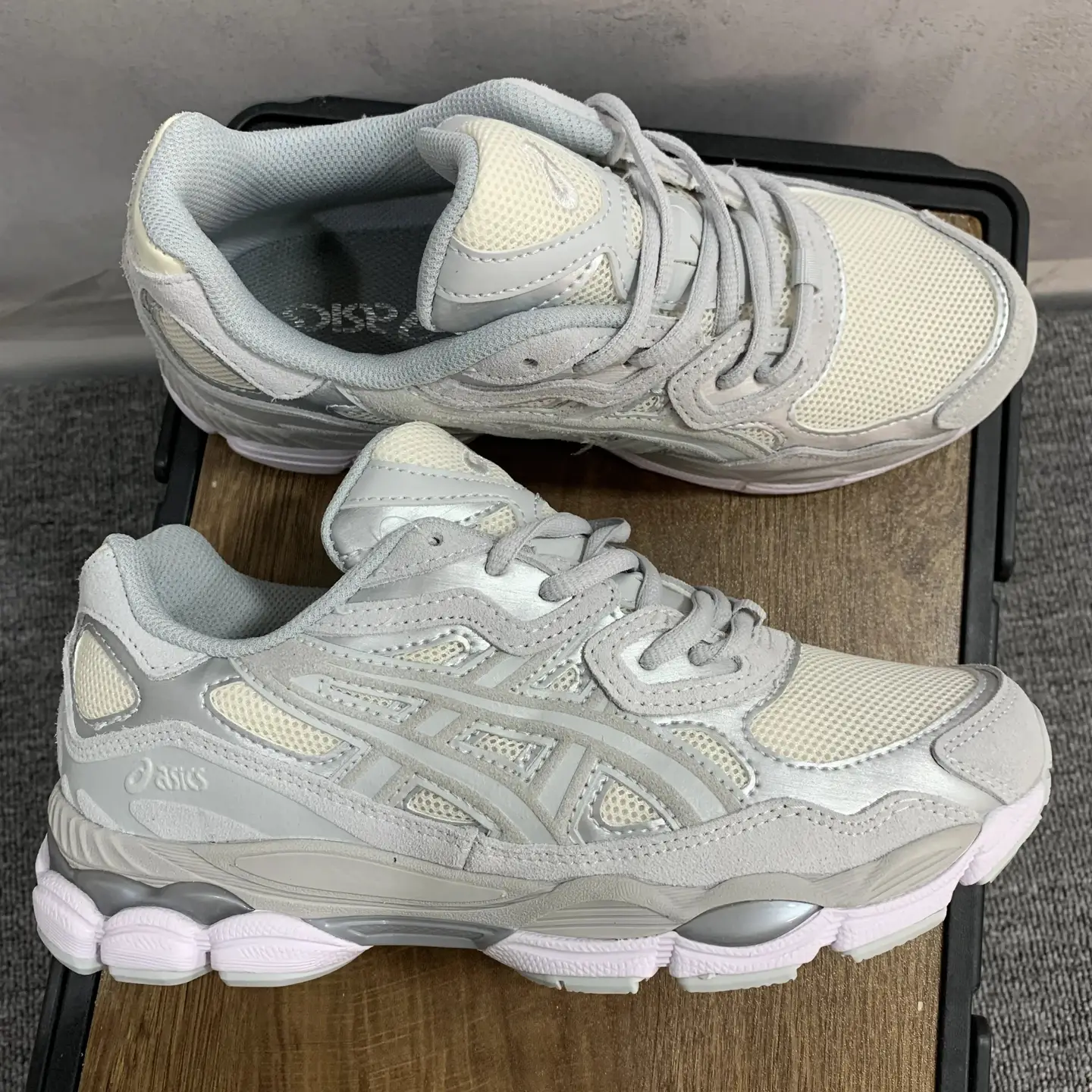 MX BATCH Asics GEL-NYC