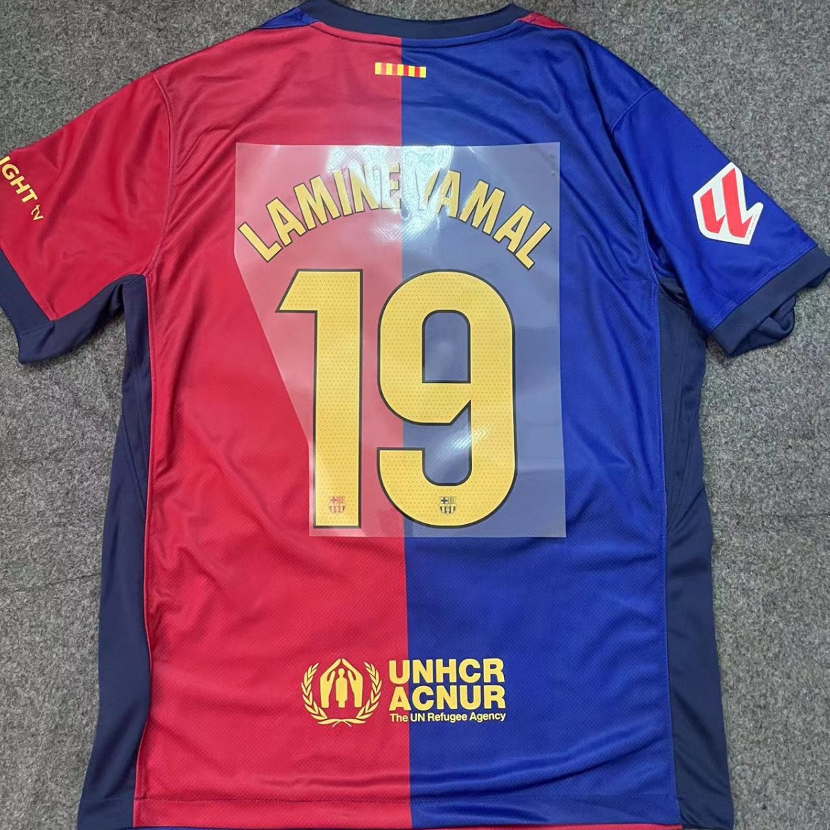 24-25 season Barcelona home and away jersey No. 19 Yamal Levangavi short-sleeved football suit adult single shirt Foto QC de 1688 na Qualit.ly