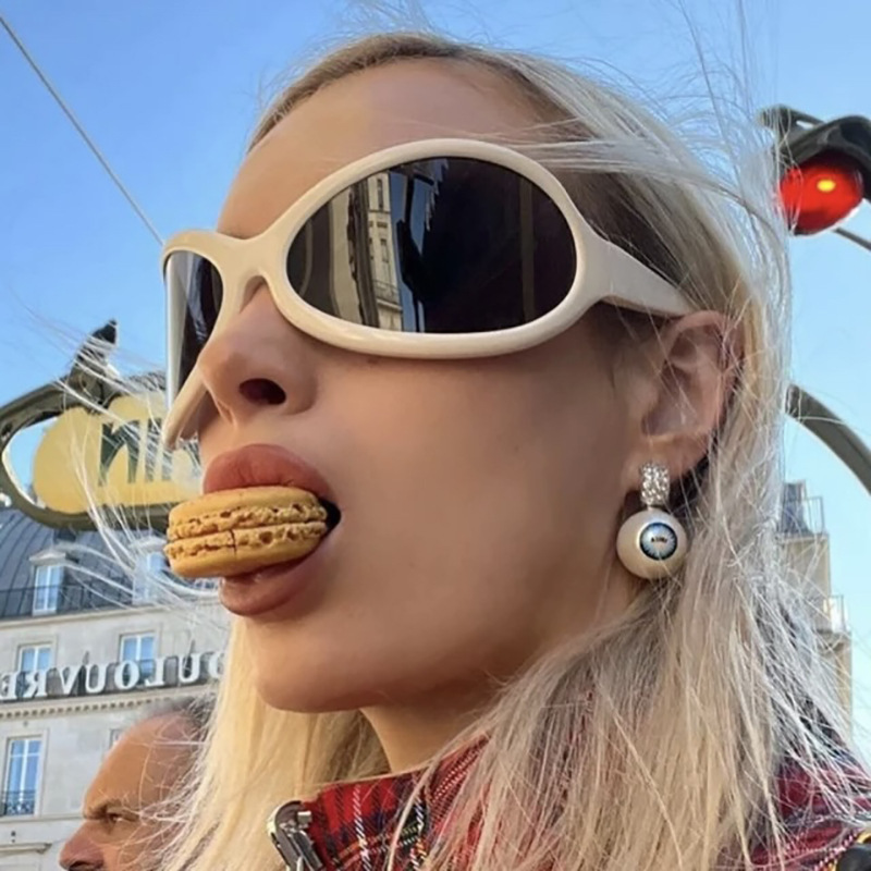 New Fashion Y2K Hot Girl Personalized Super Large Frame European and American Show Light Luxury Sunglasses Ins Internet Celebrity Same Style Sunglasses