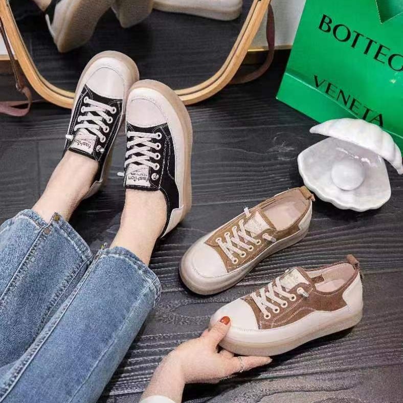 Genuine leather retro white shoes for women 2024 spring and autumn slip-on beef tendon soft bottom comfortable all-match casual sports Board Shoes
