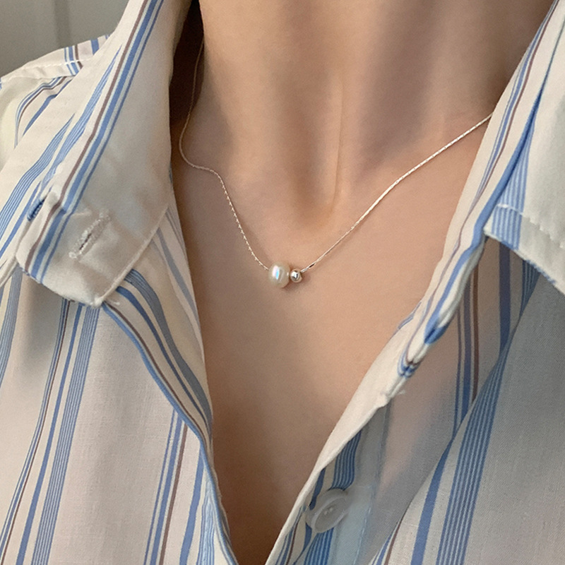 Minimalist Pearl Necklace for Women 2023 New Popular Ins Niche Design Clavicle Chain with Versatile Elegant