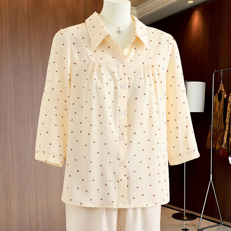Mom's Summer Clothing 2026 New Polka Dot Shirt Middle-Aged and Elderly Women's Summer Thin Cardigan with Three-Quarter Sleeves