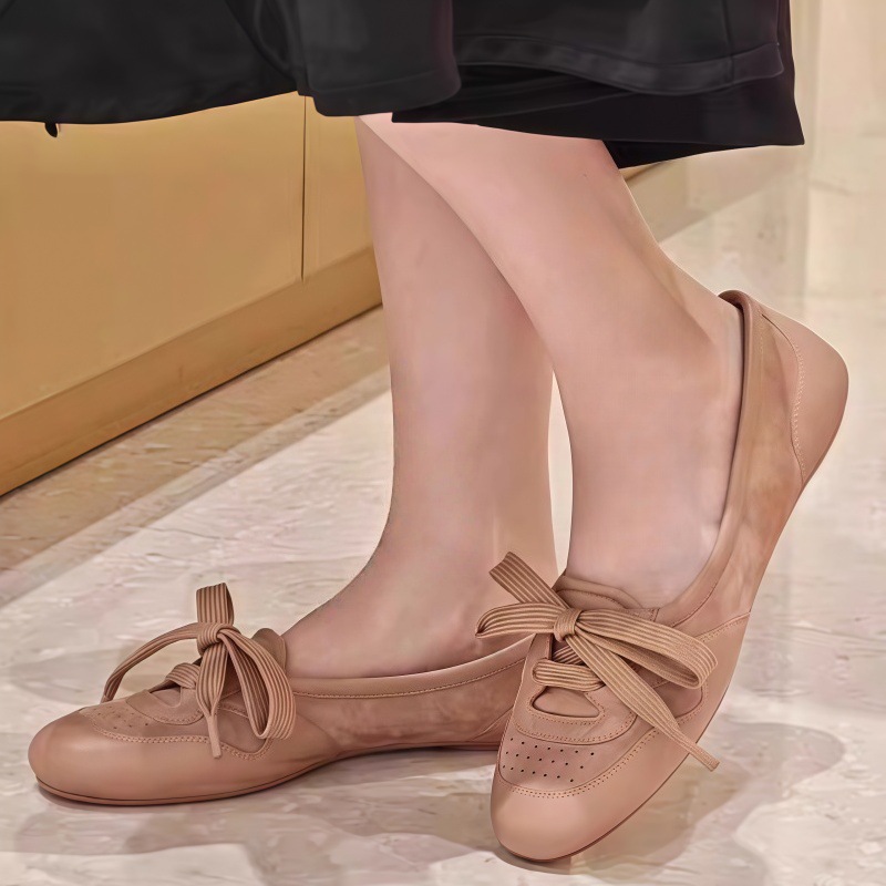Sheepskin Version~ Casual Retro Genuine Leather Lace-Up German Training Shoes for Women, Fashionable and Versatile Ballet Shoes for Commuting