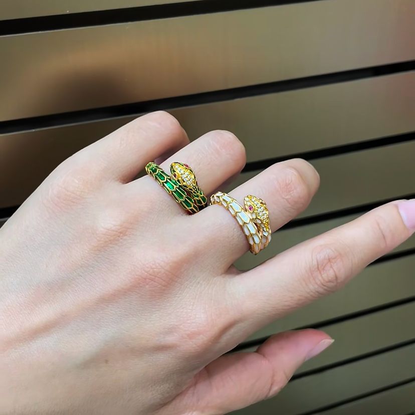 Enamel Green White Snake Ring Women's Wrapping Dragon Scale Ancient Style Light Luxury Birth Year Zodiac Niche Design Sense Open Ring