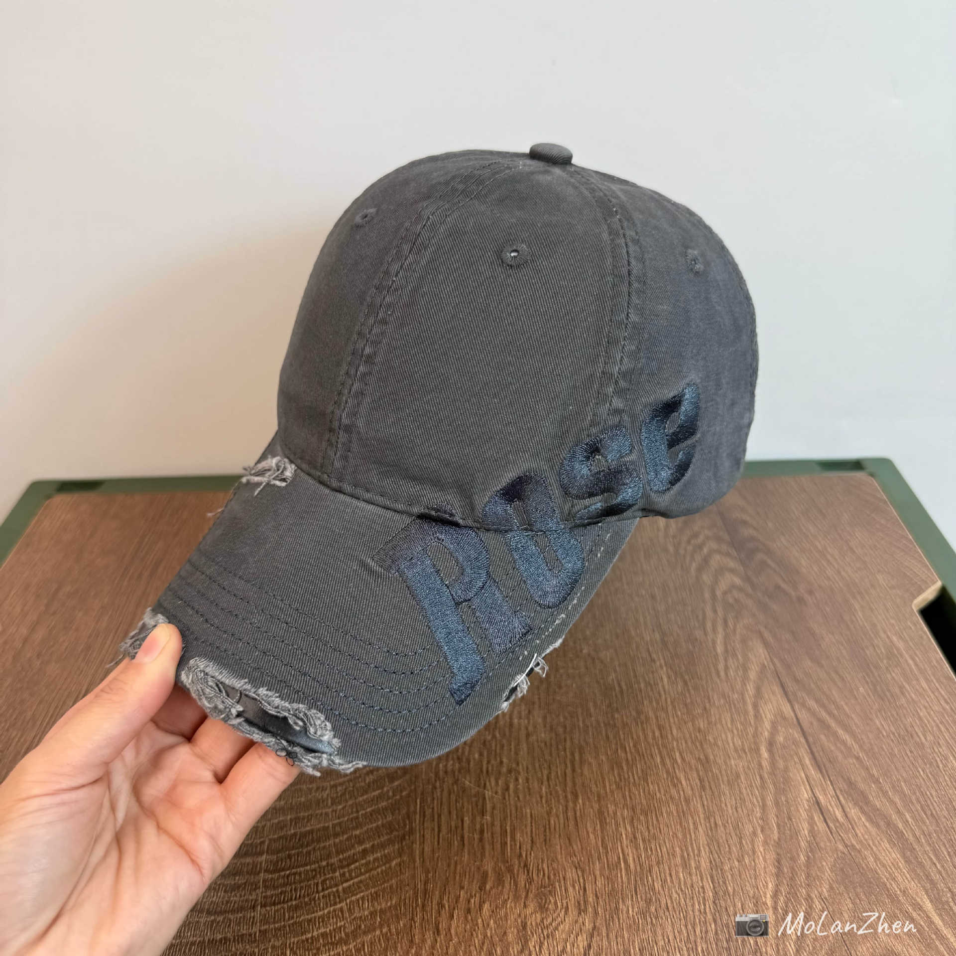 American Street Style Wasteland-Inspired Baseball Cap with Side Rose Letter Embroidery, Versatile for Spring and Summer, Washed and Distressed for a Vintage Look