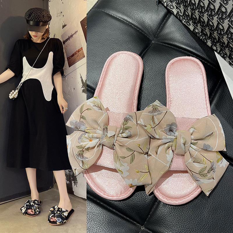 Japanese Satin Bow Slippers Women's Spring and Summer New Fashion Princess Internet Celebrity Large Chiffon Home Sandals