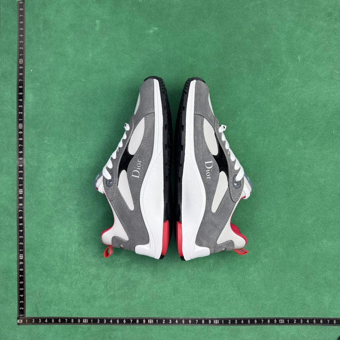 Dior B22 Sneakers