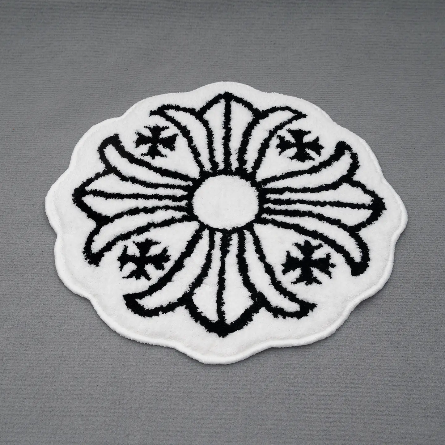 Japanese trendy brand knitted plush carpet, crochet floral design, heart type bedroom, modern and simple floor mat, cushion