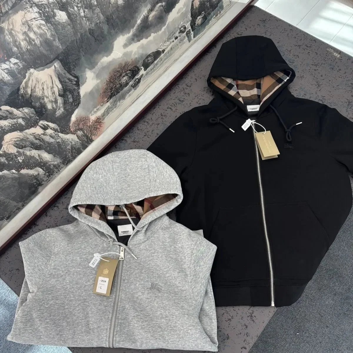 Burberry Zip-up Hoodie
