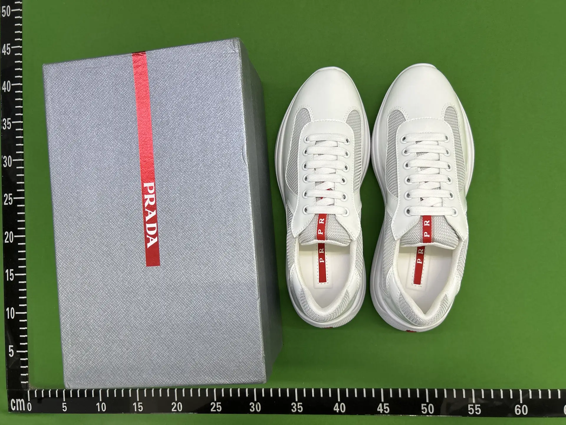 In-Stock P Brand Glossy Patent Leather Casual Sneakers for Men, Genuine Leather Breathable Mesh Casual Sneakers, Classic Versatile Foreign Trade