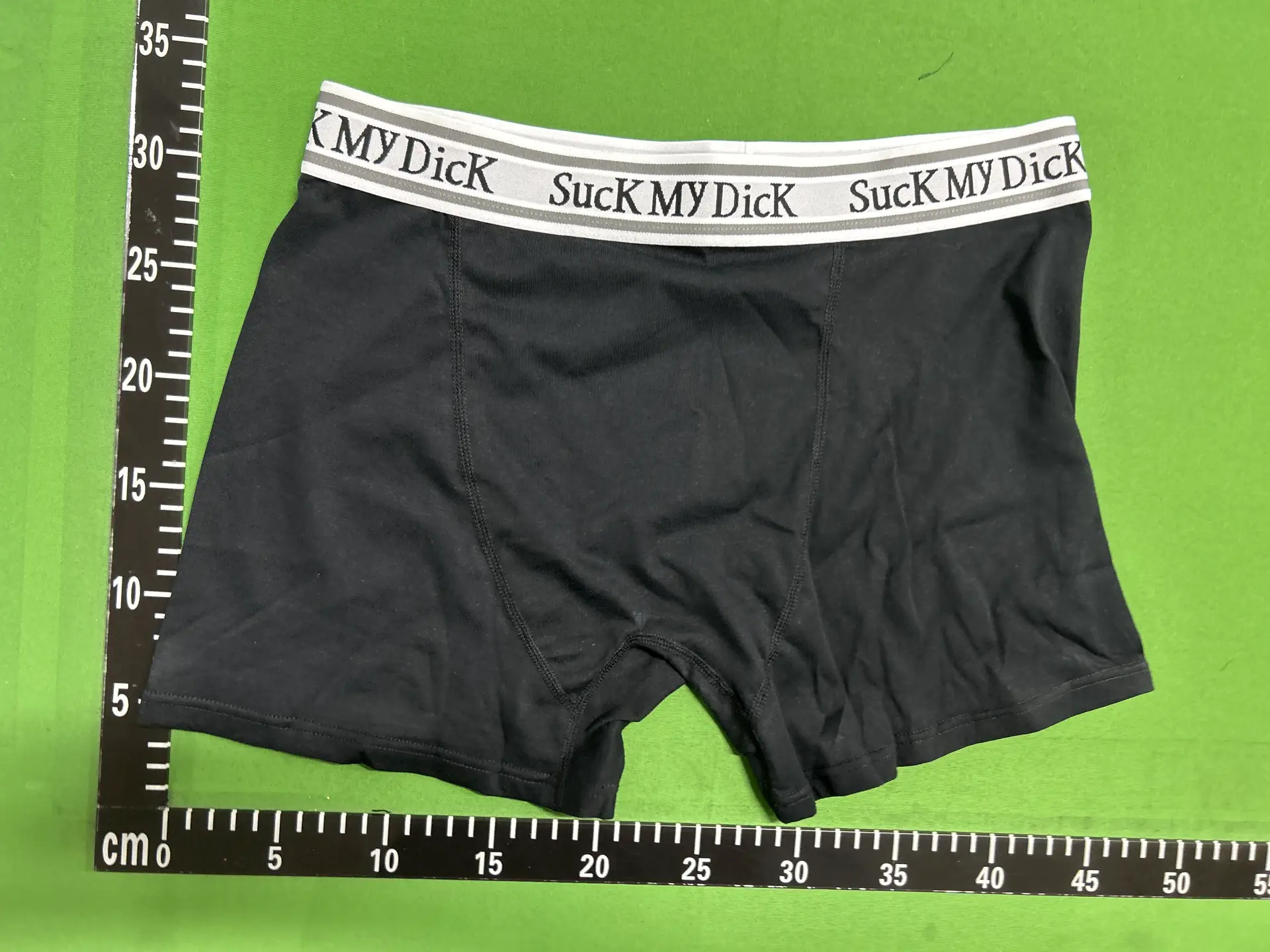 (instock)letterexposedboxerbriefsformenandwomenwiththesameinterestingniche