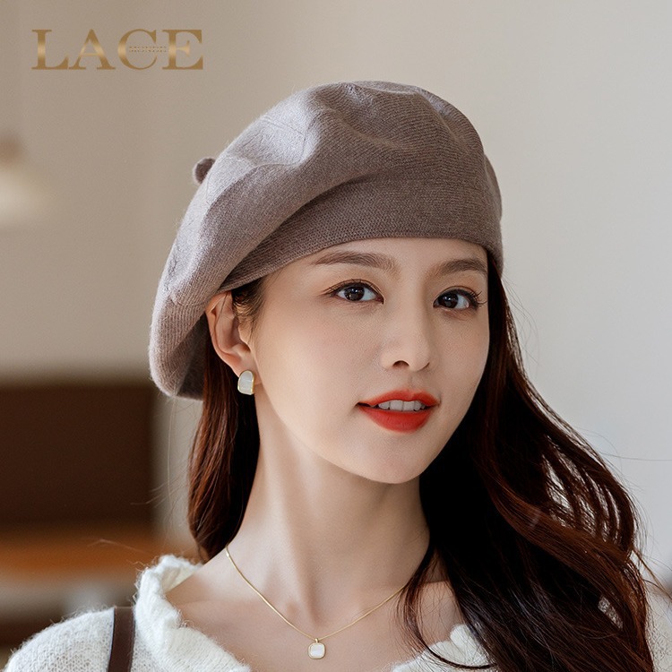 Knitted cashmere beret women's autumn and winter Korean version of big head circumference show face small Japanese wool bud painter hat wholesale