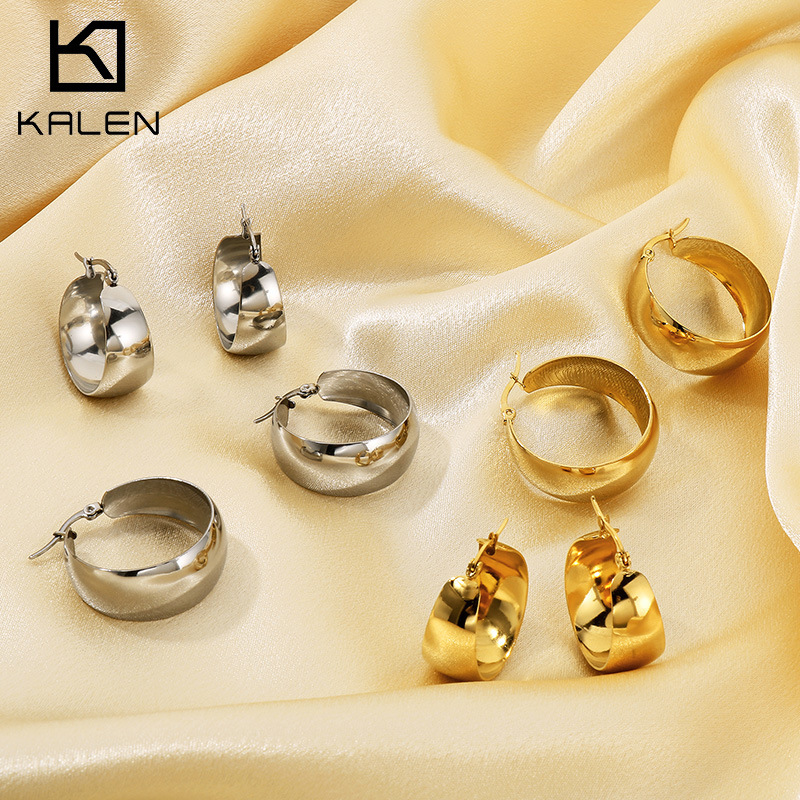 European and American Retro Niche Wide Face Design Circle Plain Ring Metal Sweet Cool Style Simple Daily Stainless Steel Earrings