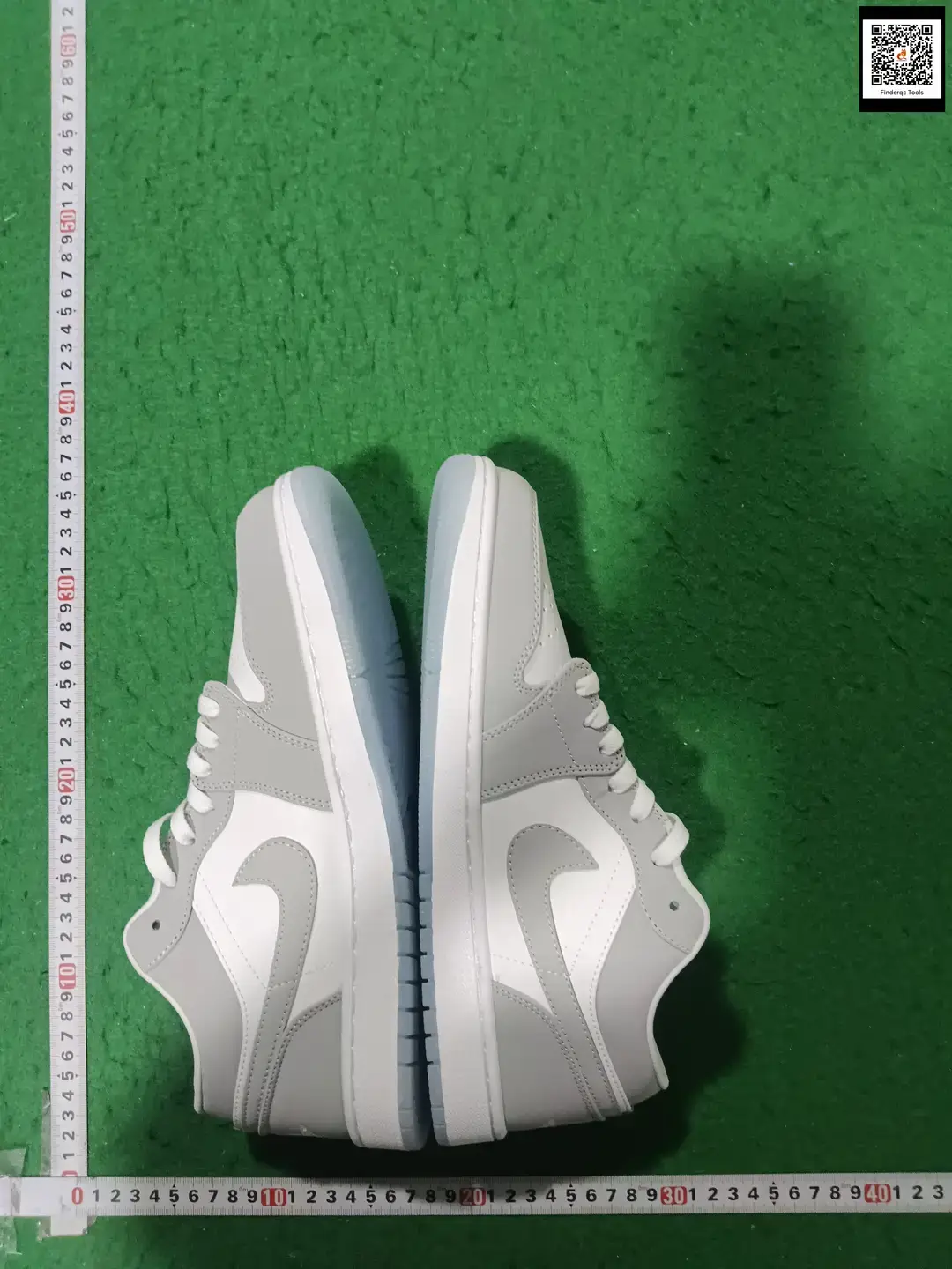 Air Jordan 1 Low Grey White