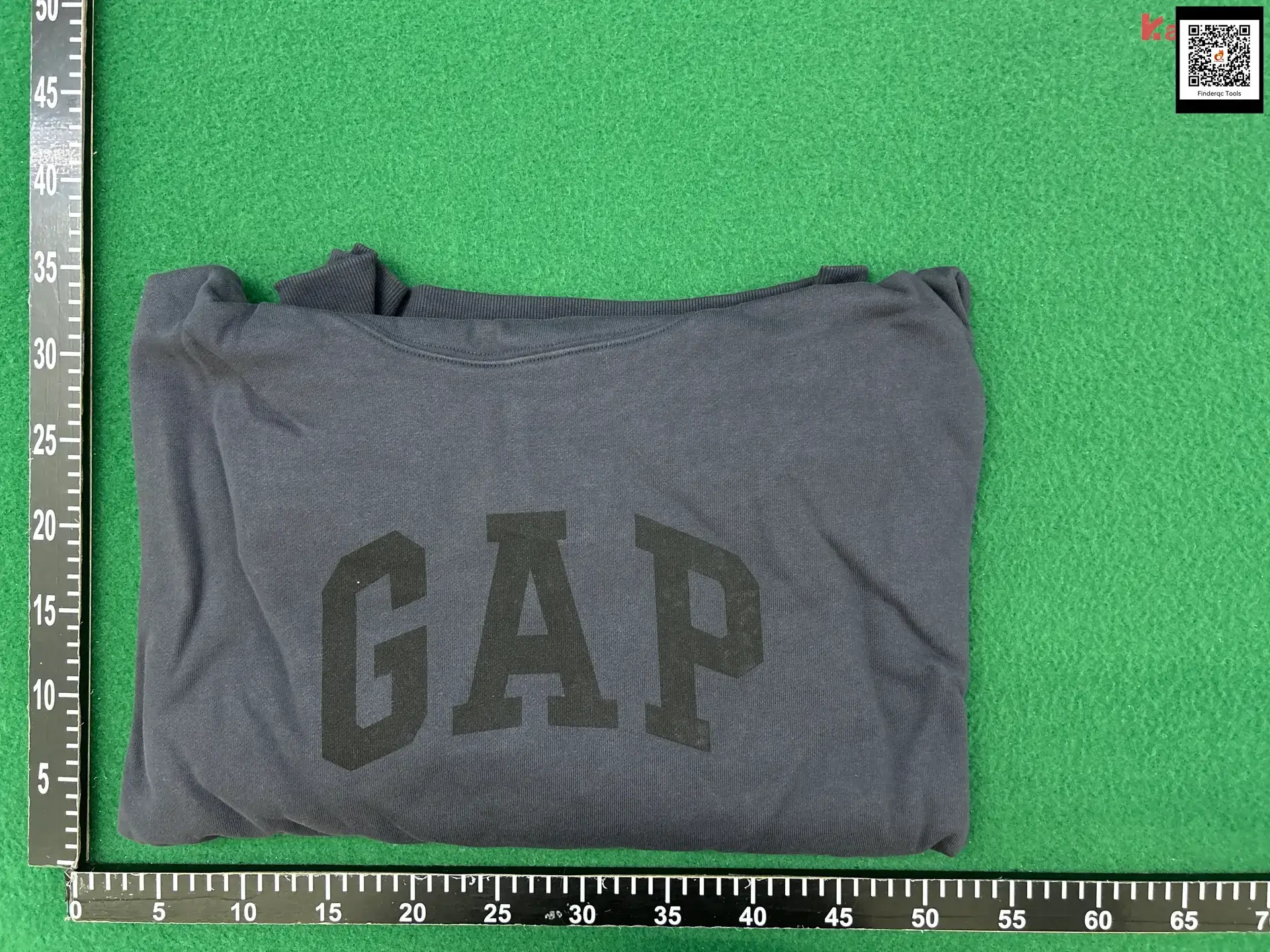 GAP Heavy-Duty Hooded Sweatshirt