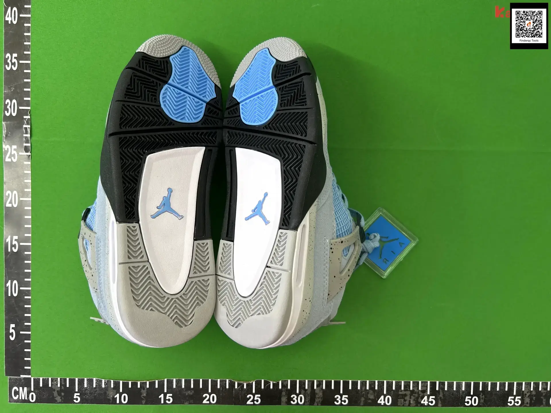Jordan 4 Retro University Blue