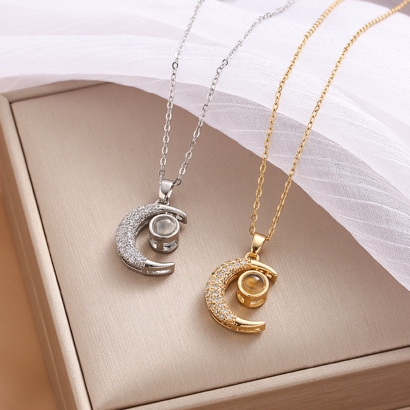 Titanium steel projection moon necklace 100 languages I love you express gift ins high sense Net red clavicle chain