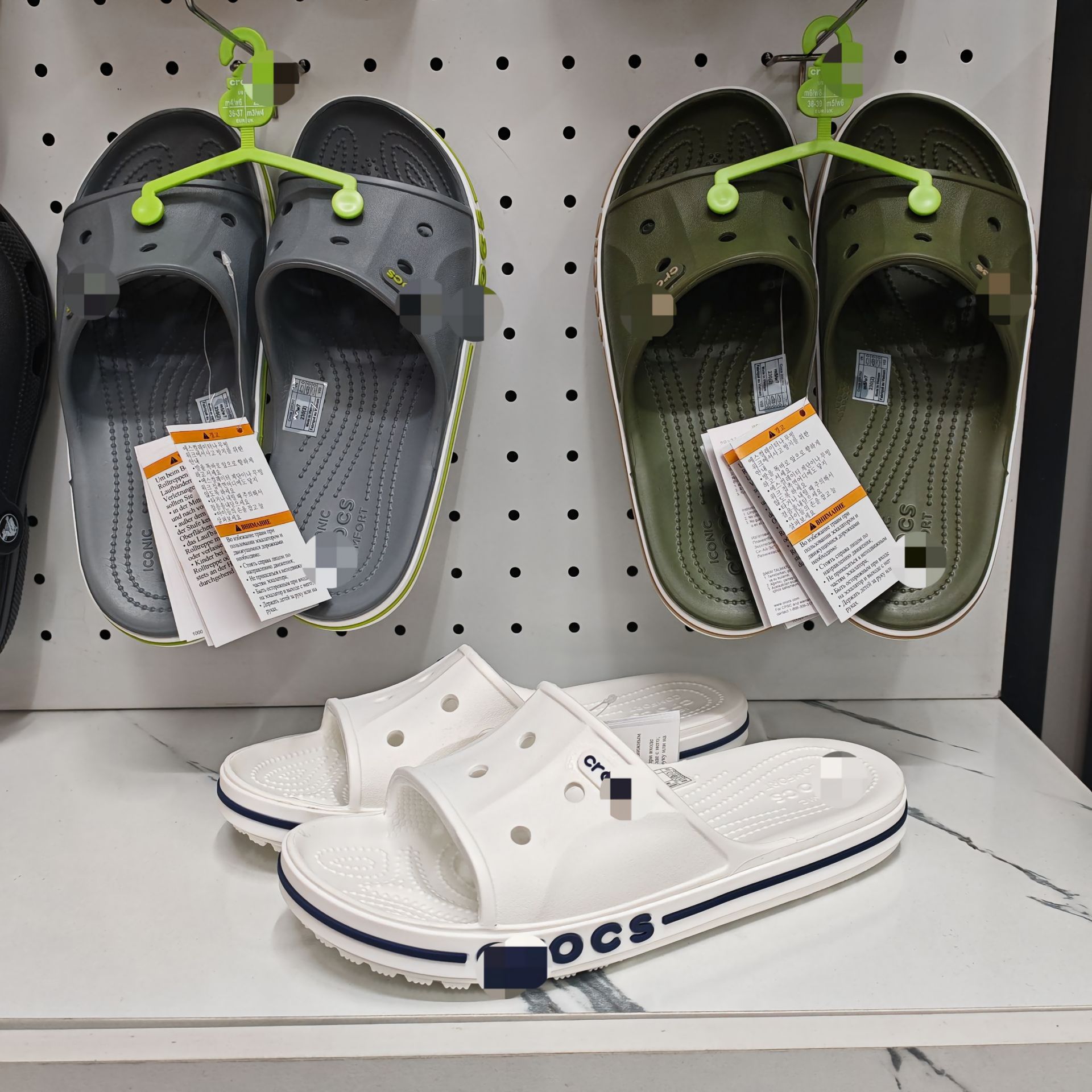 Cro Croc-Style Shoes for Couples, Casual Non-Slip Outdoor Breathable Beach Shoes, Flat Slip-On Sandals Wholesale Foto QC de 1688 na Qualit.ly