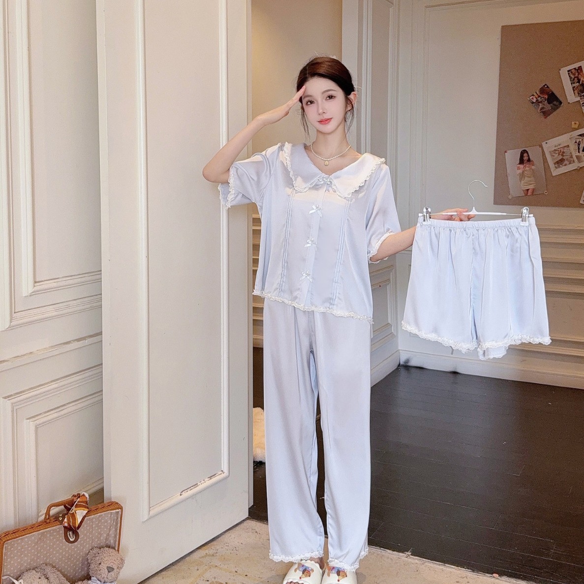[Blues Time] New Three-Piece Ice Silk Pajamas for Women, Short-Sleeved, Sweet Style, French High-End Thin Home Clothes