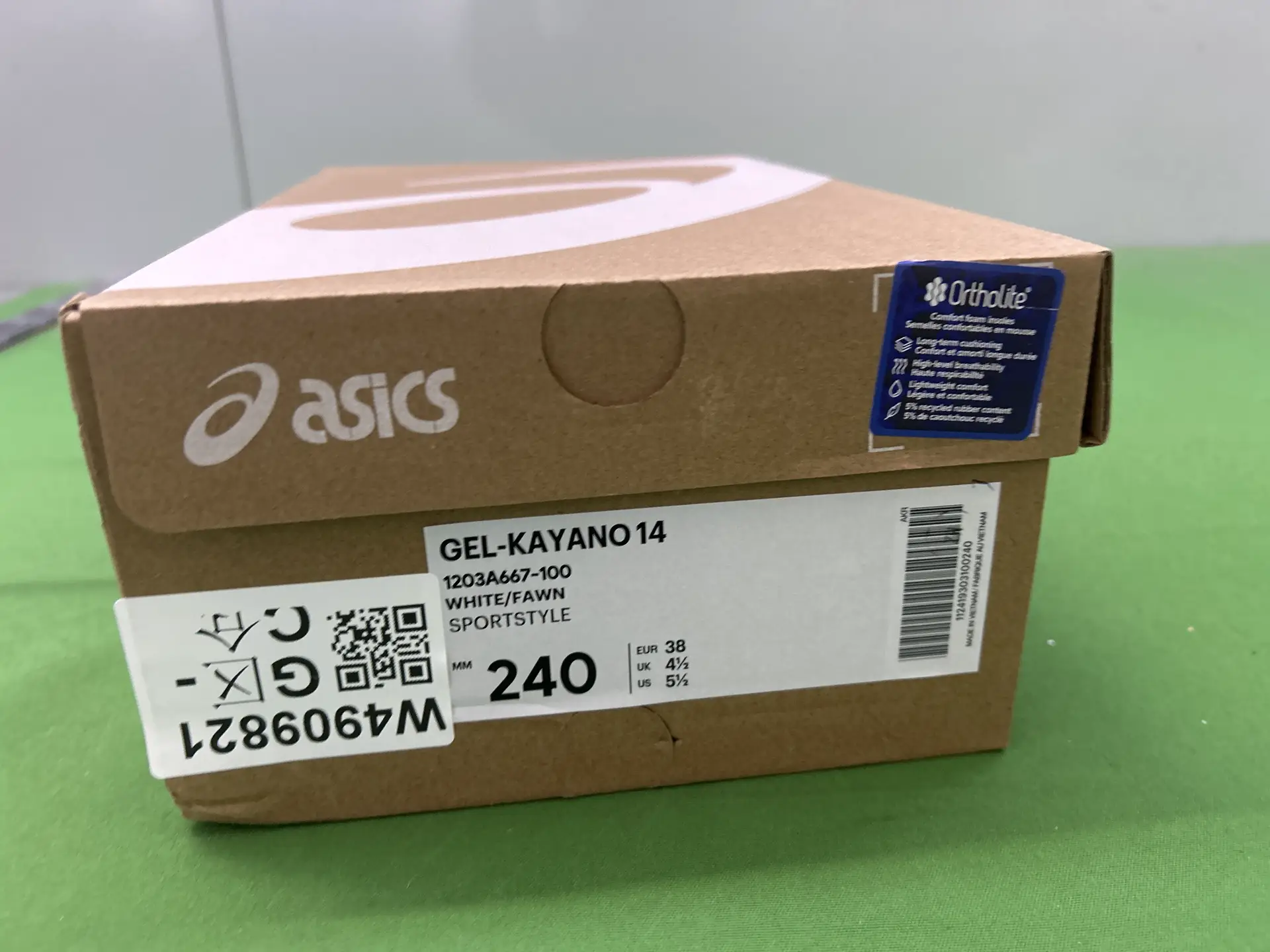 Asics Gel-Kayano 14 White/Fawn