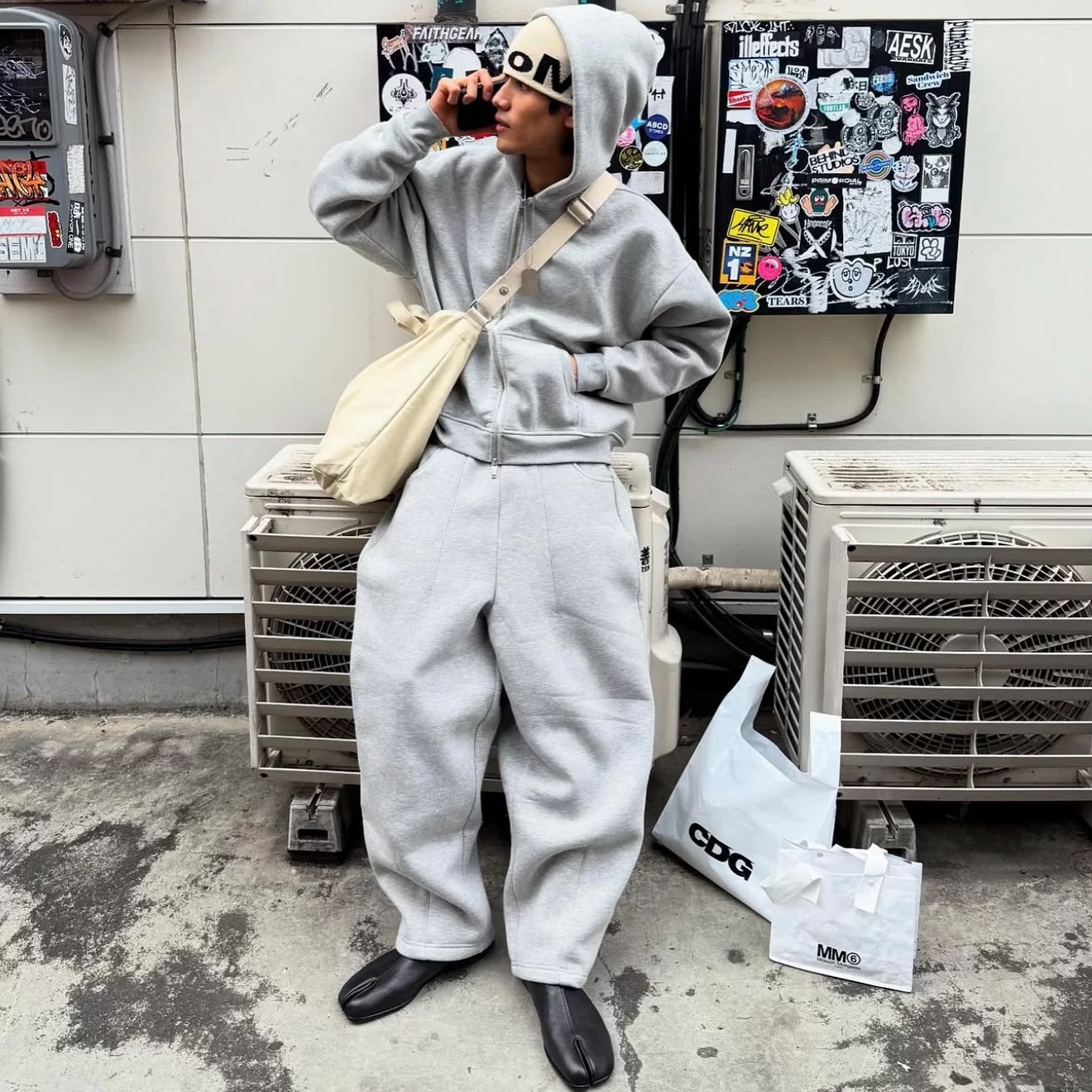 American style baggy heavyweight 450g air layer sanitary pants loose casual lazy street curved knife pants for men and women