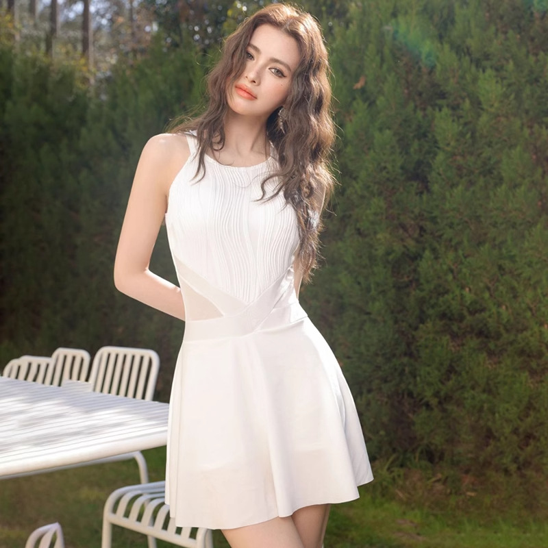 One-Piece Swimsuit for Women 2024, Conservative for Slightly Chubby Girls, Conceals Belly and Looks Slimming, White Water Park Milk Silk Fabric