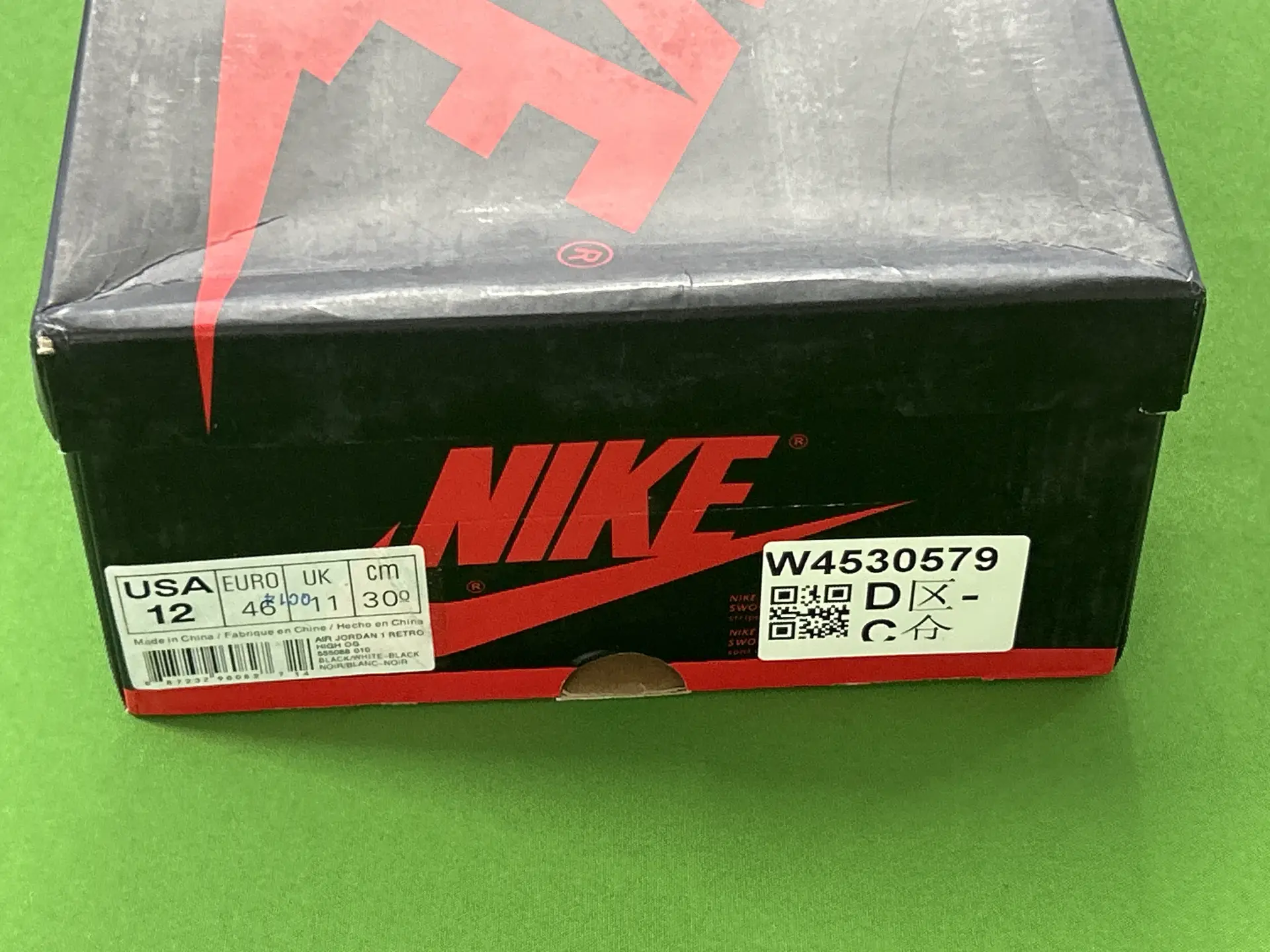 Nike Air Jordan 1 Retro High OG Black White 555088-010