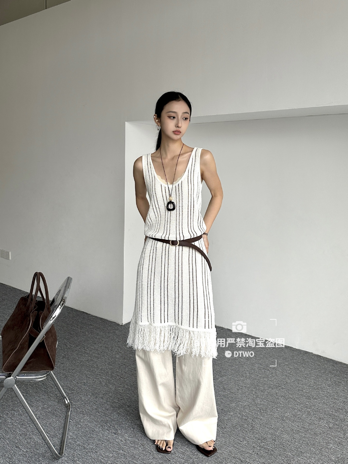 Dtwo Original Design Women's Wholesale V-Neck Knit Dress for Lunch Break 6119323 Elegant Workwear