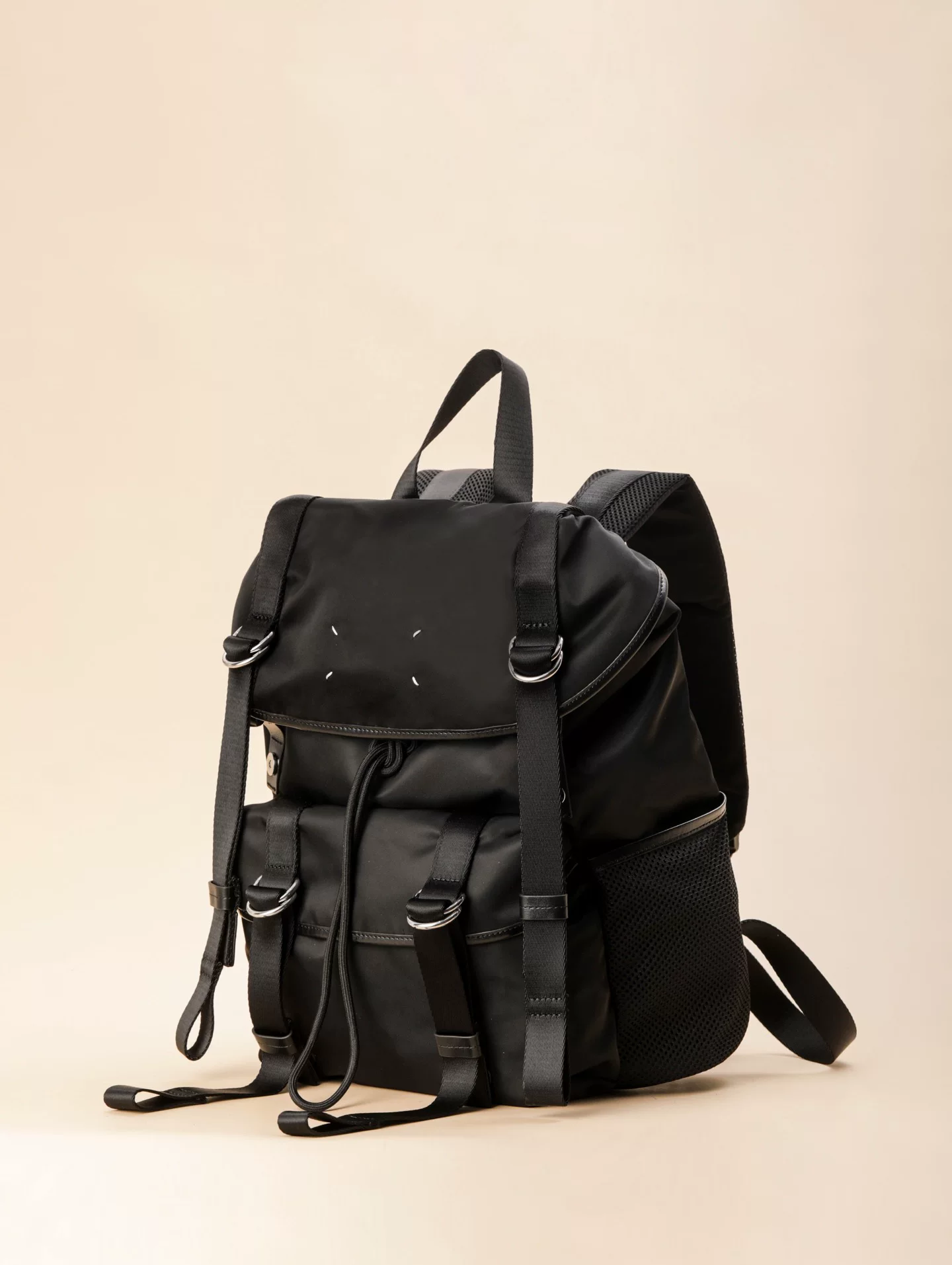 Independent Mm6 Style Backpack Travel Bag QC-foto van TAOBAO op Qualit.ly