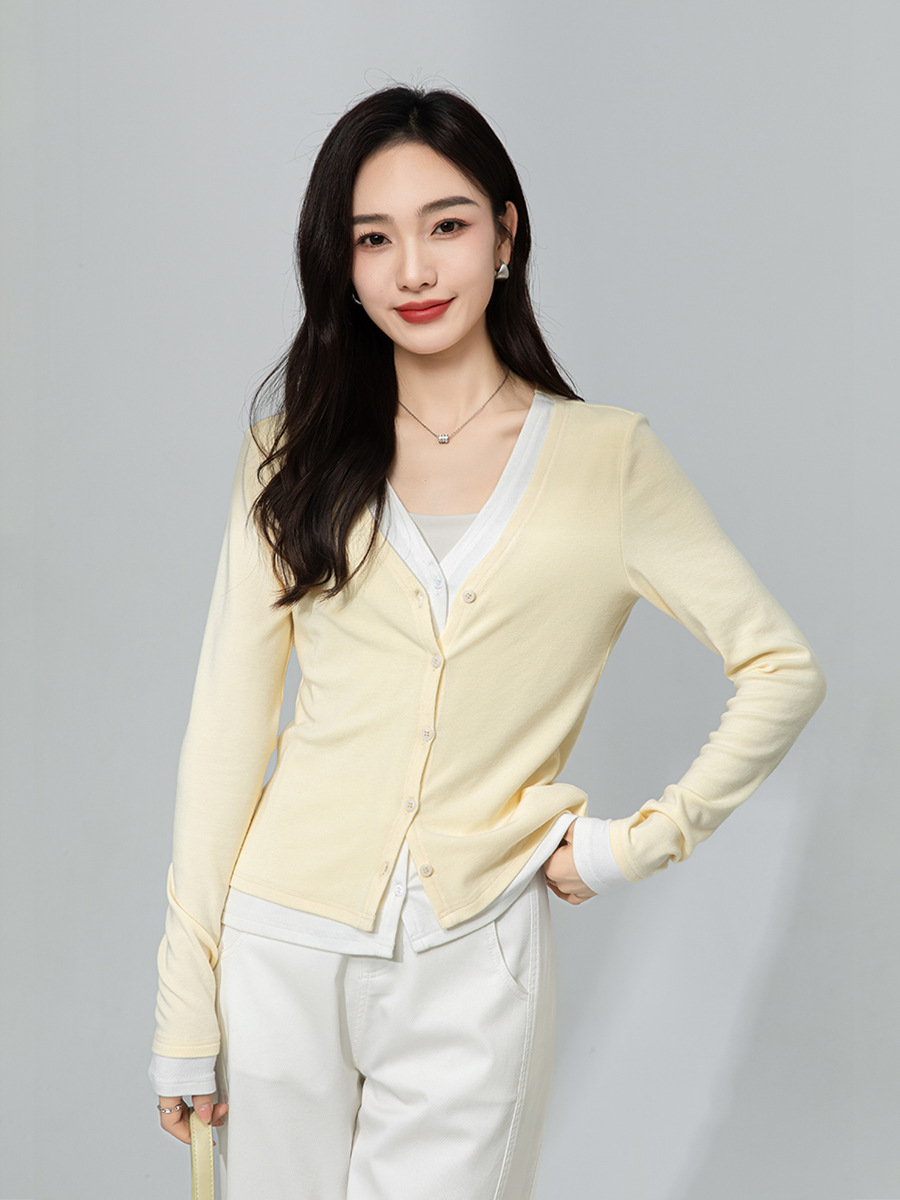 Xingge Fake Two-Piece V-Neck Knitted Cotton Cardigan for Women, Spring Outfit, Stylish Short Top with Unique Design