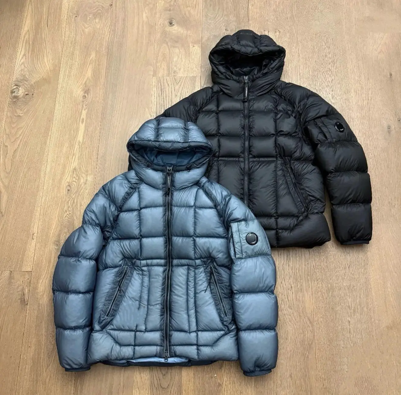 C*P 羽绒服For more styles, contact WhatsApp +85244126288