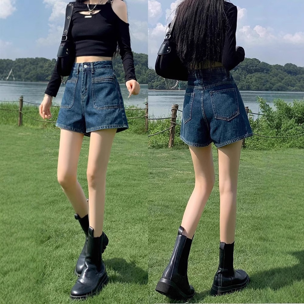 High-Waisted Wide-Leg Washed Denim Shorts for Women, 2026 Summer New Design, Loose and Fashionable, Slimming and Versatile for Outerwear