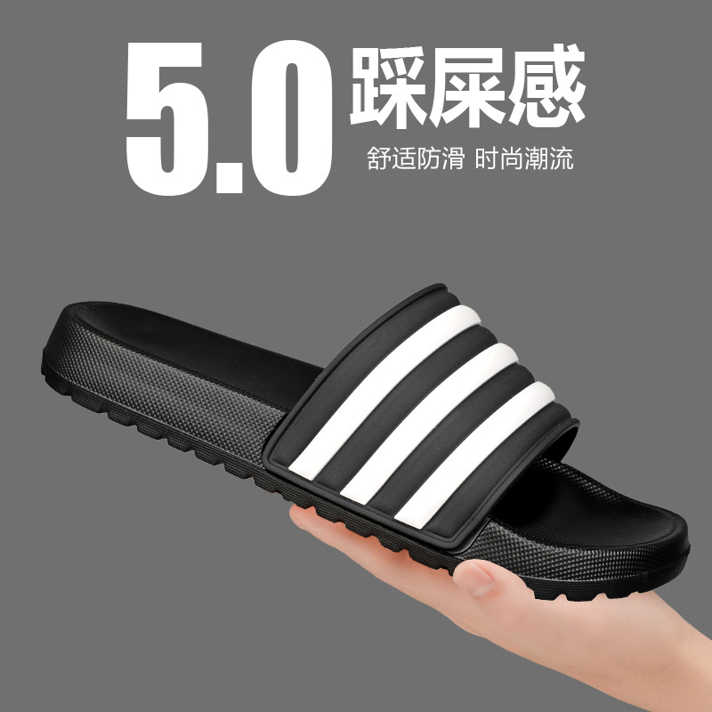 Cross-Border Large Size Slippers for Men in Summer, Comfortable Indoor Non-Slip Slippers, Fashionable Three-Stripe Outer Wear Slippers Foto QC de 1688 na Qualit.ly