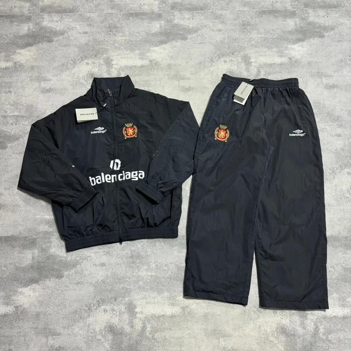 [HB Original] Crossover Active Jacket Set - All Accessories Custom Molded, Complete with Three Labels