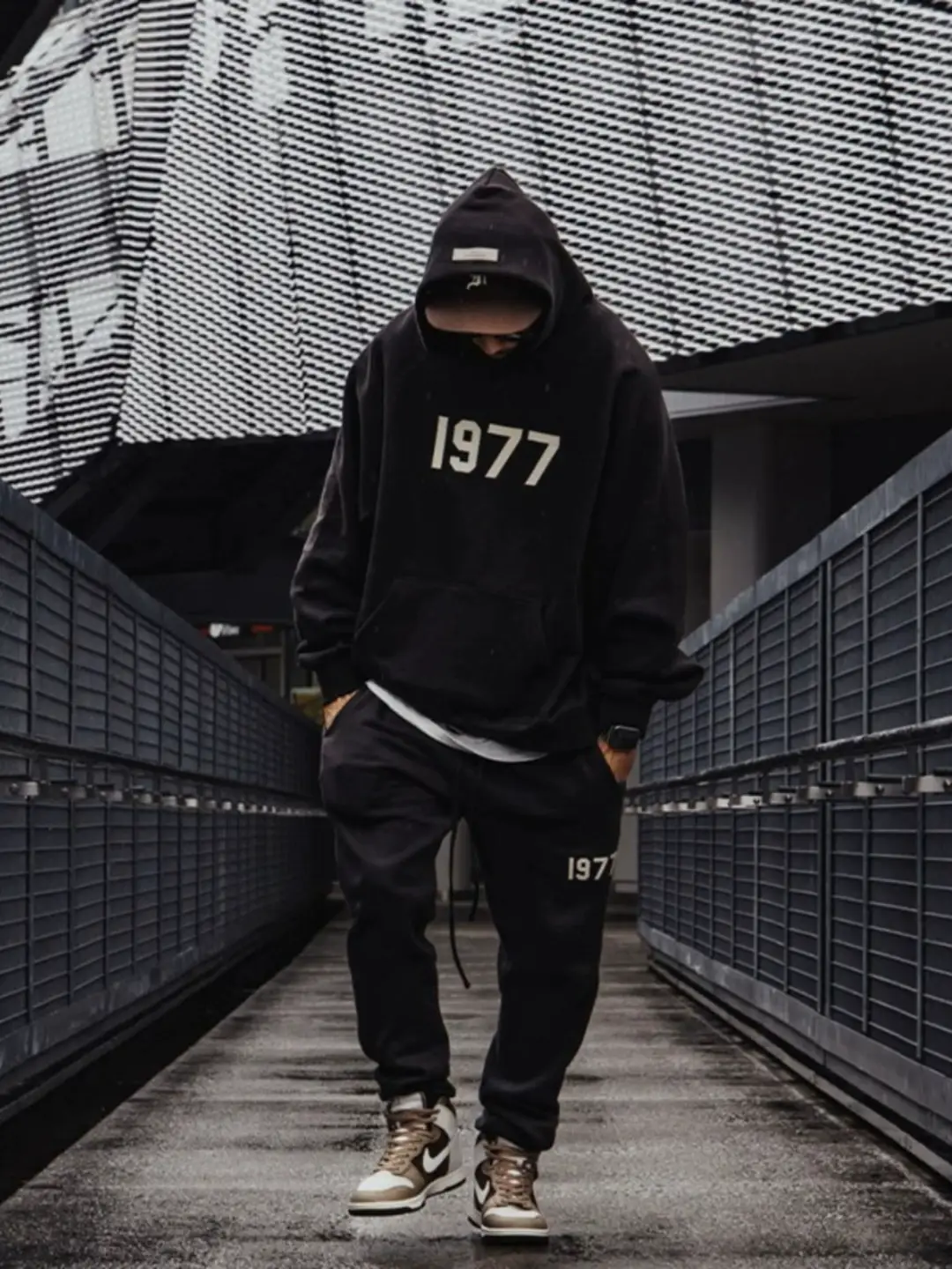 Fog Miki Essentials American Style Niche style Trendy Fall and winter 1977 Fleece-lined Loose Hooded Sweatshirt Men and Women