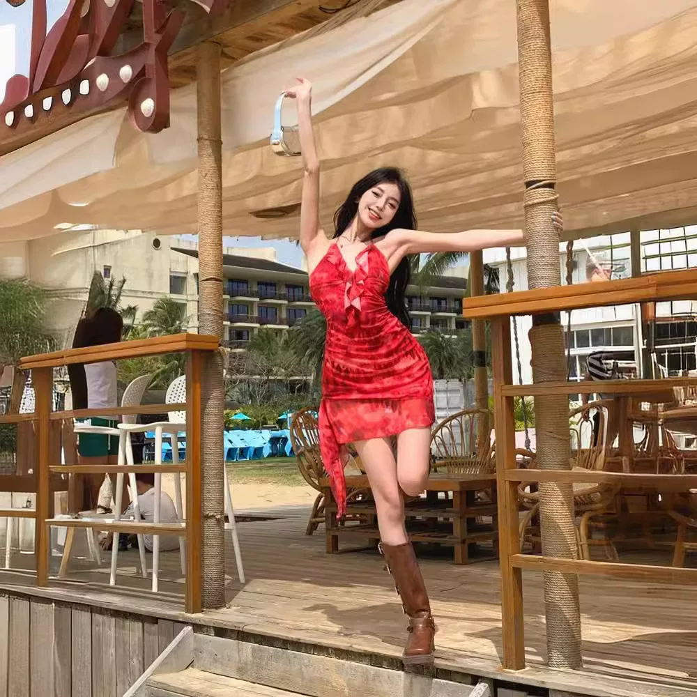 Iamgia American-Style Sexy Hot Girl Print V-Neck Asymmetrical Suspender Dress with Backless Pleated Ruffle Skirt in Red