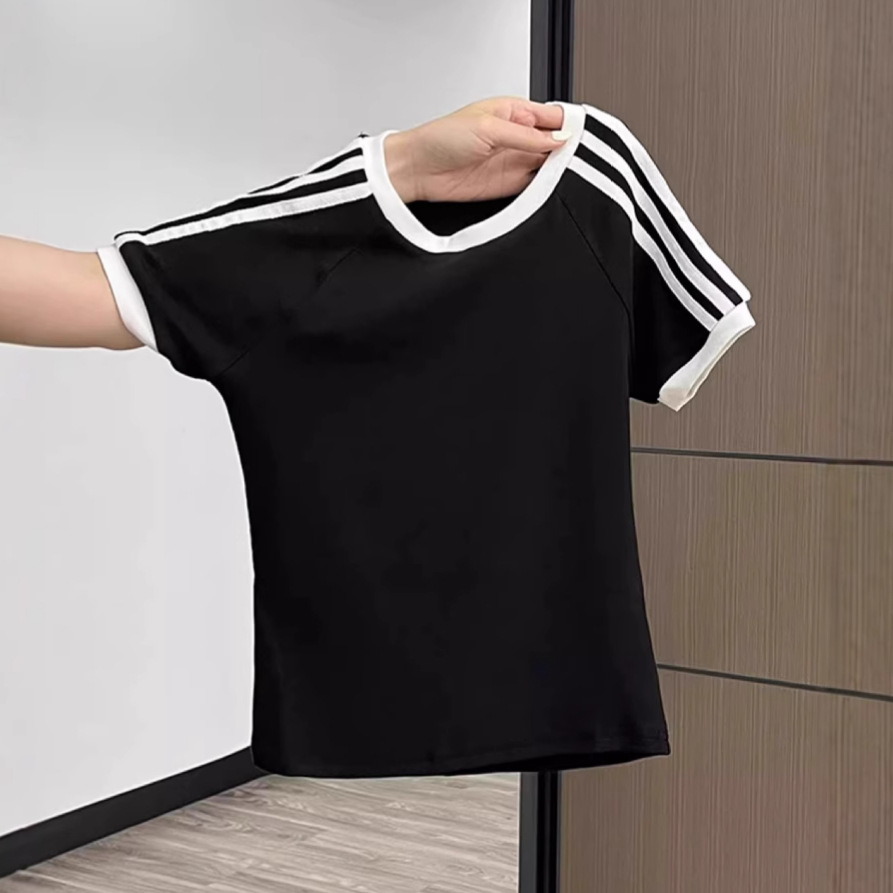 Black and White Striped Color-Blocked Short-Sleeve T-Shirt for Women, Summer Design, Niche Fashion, Trendy Slim-Fit Top
