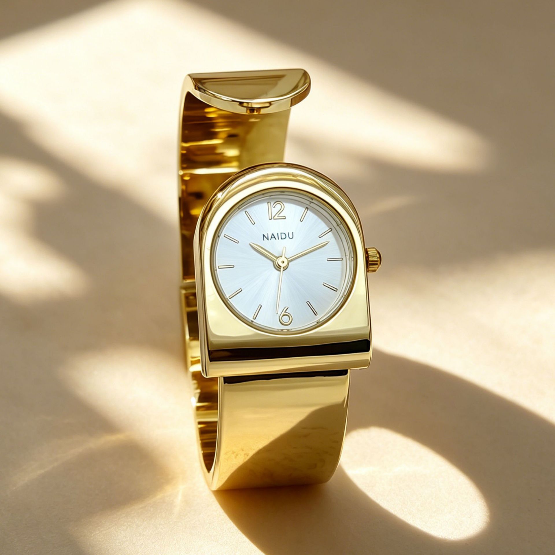 G-Shaped Watch for Women, Light Luxury Bracelet Watch, Simple and Stylish Hollow Steel Band, Unique Watch, Exquisite and Elegant for Ladies